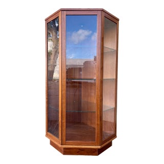 Mid-Century Modern Danish Corner Display Cabinet by Komfort Denmark. Circa 1970s, For Sale