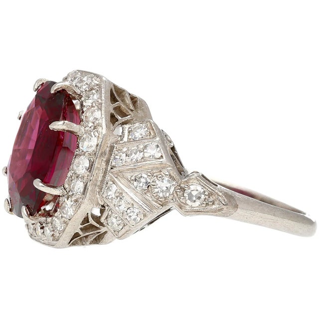 Mid 20th Century Art Deco GIA Cert. 4.35 Carat No Heat Spinel Vintage Platinum Ring For Sale - Image 5 of 6