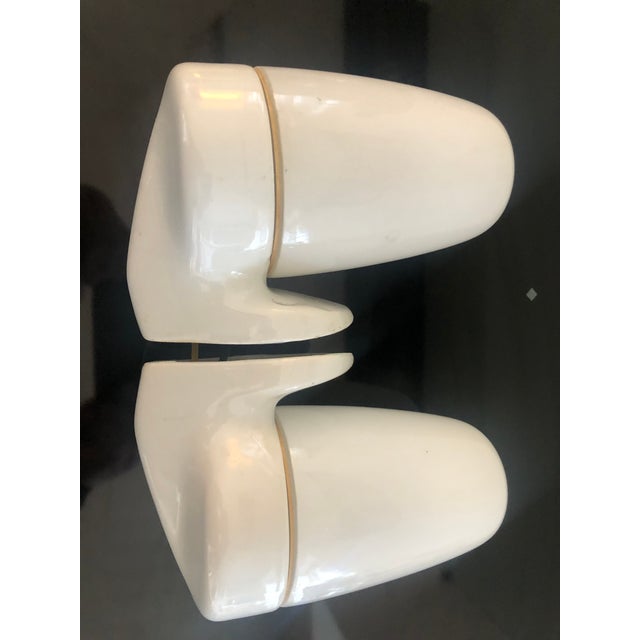 Socket E27 White and not light blue This piece has an attribution mark, I am sure that it is completely authentic and take...