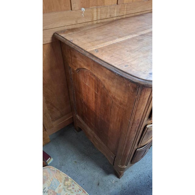 Late 18th Century 18th Century Walnut Chest of Drawers, 1790 For Sale - Image 5 of 12