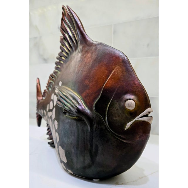 Deruta 1960s Mid-Century Gialletti Gp Deruta Volcanic Luster Ceramic Fish Sculpture, Italy For Sale - Image 4 of 13