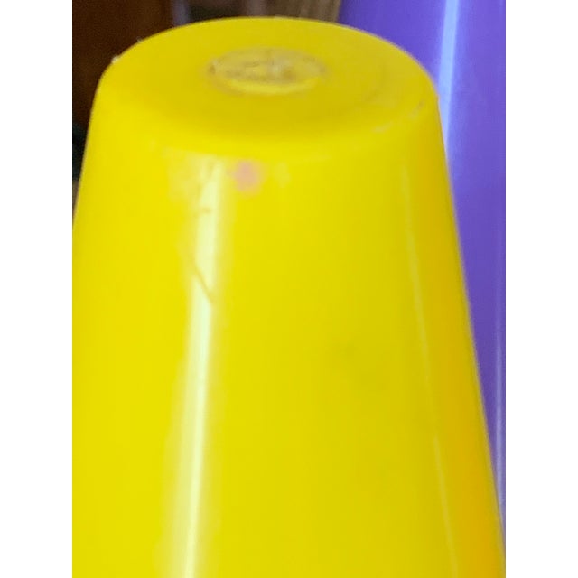 1970s Set of 3 Pop Productions Nyc Oversized Crayola Crayons | 1978 | Pop Art For Sale - Image 5 of 11