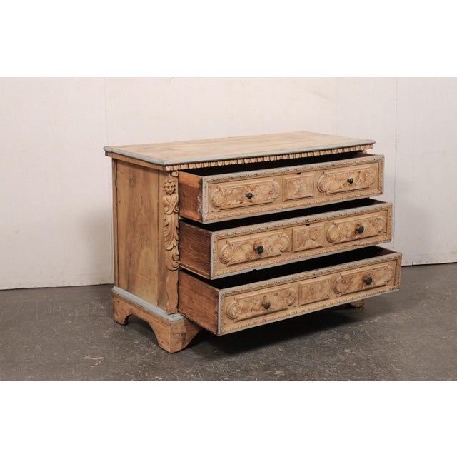 Italian Beautiful 18th C. Cassettiera W/ Putti For Sale - Image 3 of 12