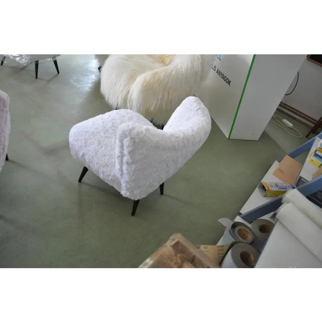 Mid-Century Modern Vintage Pink Faux Fur Cocktail Chair, 1950s For Sale - Image 3 of 6