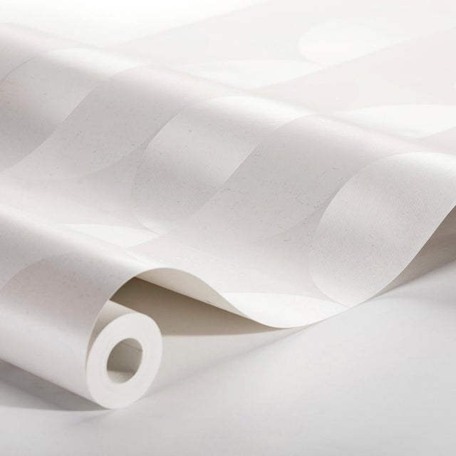 Inspired by the mod style popular in the 1960s, Sahara Moon in pearl is a geometric wallcovering that illustrates a moon...