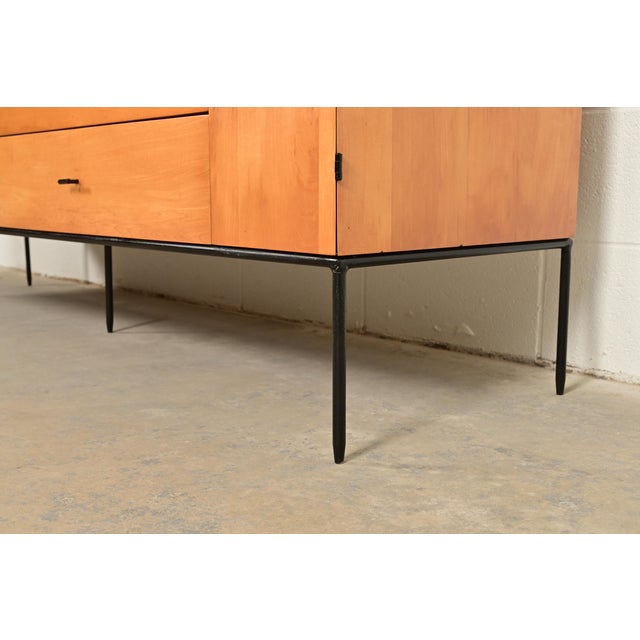 Paul McCobb Planner Group 20-Drawer Dresser or Credenza, Newly Refinished For Sale - Image 12 of 16
