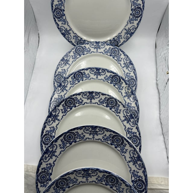 1970s 1970s Vintage Duraline Super Vitrified Grindley HotelWare Co. Made in England Plates in Blue & White- Set of 7 For Sale - Image 5 of 12