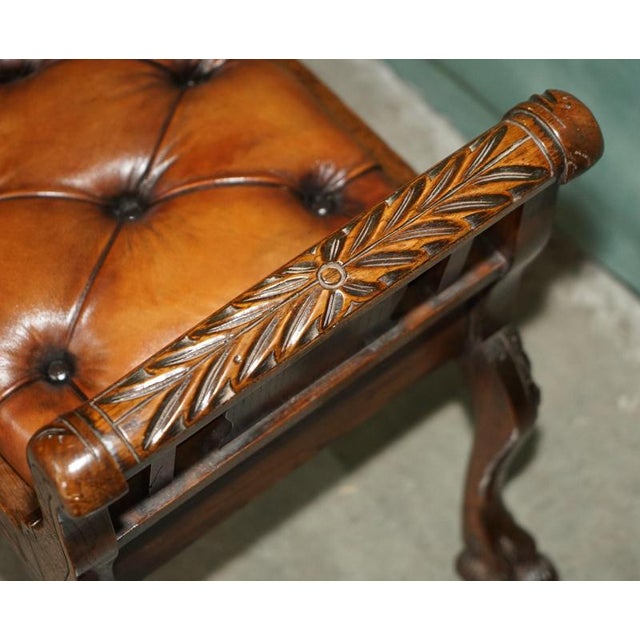 Victorian Carved Hardwood and Brown Leather Chesterfield Window Seat, 1890 For Sale - Image 12 of 18