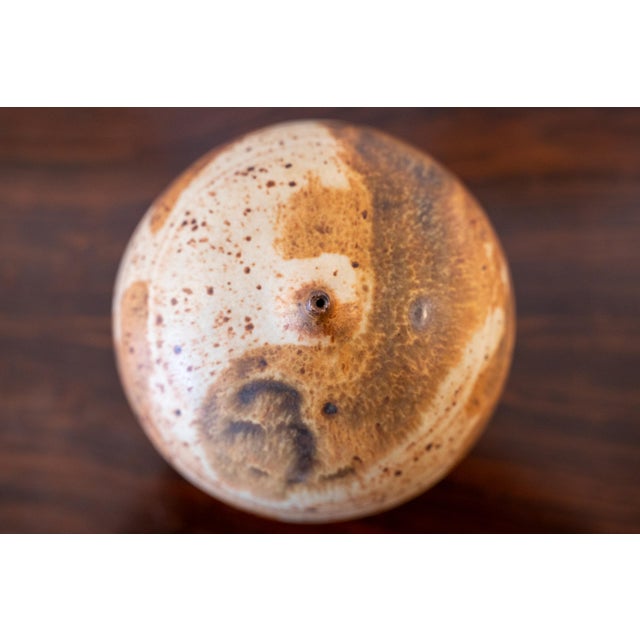 1960s Ceramic Vase in the Manner of Toshiko Takaezu For Sale - Image 11 of 12
