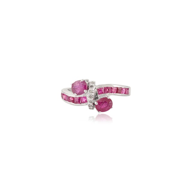 Art Deco Exquisite Pure 925 Silver Ruby Bypass Ring With Diamond - Size 6 For Sale - Image 3 of 10