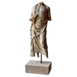 20th Century Italian Esculapio Acefalo Carrara Marble Sculpture For Sale