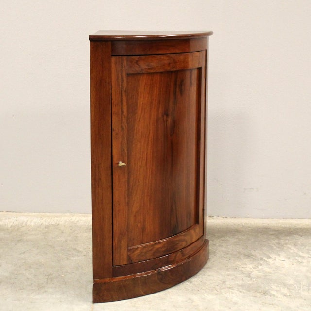 19th Century Italian Corner Bedside Table in Walnut For Sale - Image 4 of 10