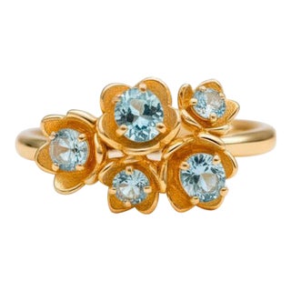 14k Gold Blossom Blue Flower Ring, Size 8 For Sale
