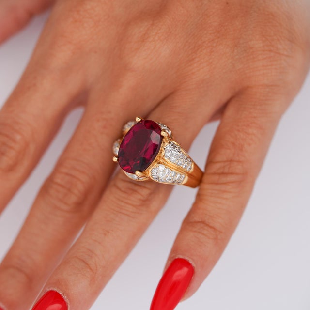 10 Carat Rubellite Tourmaline Diamond 18k Gold Vintage Cocktail Ring, Size 7.75 For Sale - Image 10 of 12