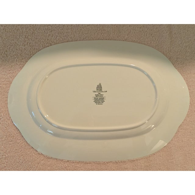 1980s 1980s Villeroy & Boch "Arco Weiss" 13.5-Inch Platter For Sale - Image 5 of 10