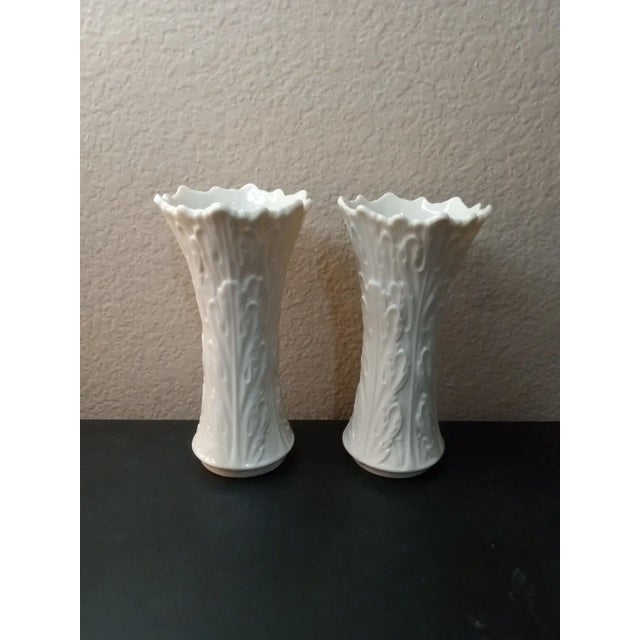 1980s 1980s Pair of Lenox Usa Bark Pattern Bud Vases For Sale - Image 5 of 6
