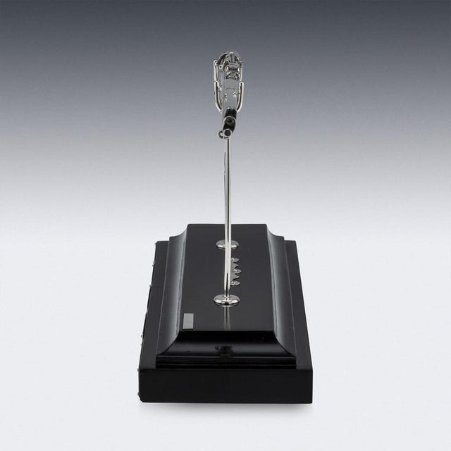 1910s Antique English Silver Rifle Shooting Trophy, London, 1915 For Sale - Image 5 of 18