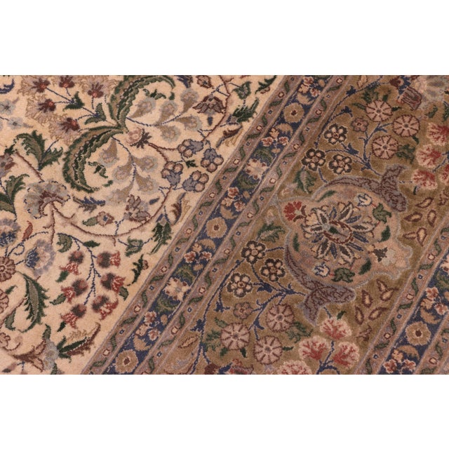 Medallion Heritage 1990's Pak-Persian Beige/Gold Wool Rug - 8'0'' X 10'2'' For Sale In New York - Image 6 of 9