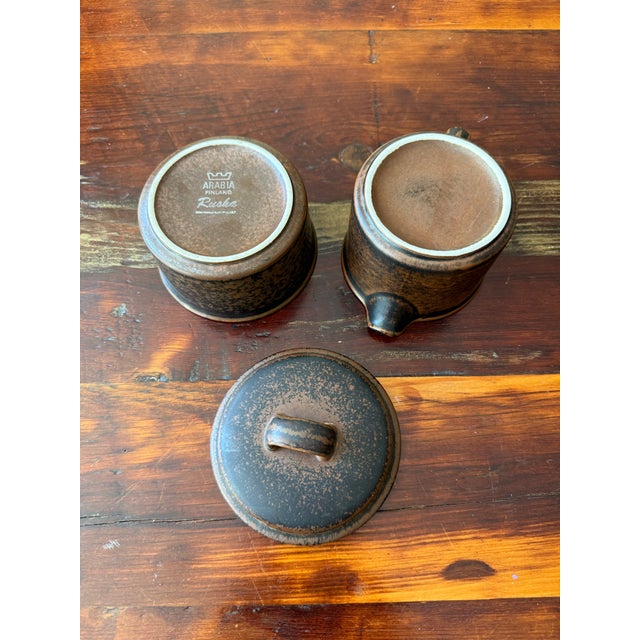 Brown Vintage Arabia Finland "Ruska" Sugar Pot and Creamer by Ulla Procopé For Sale - Image 8 of 8