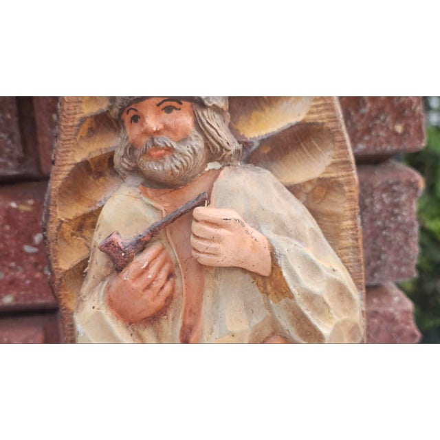 Wooden Highlander with Pipe Bas-Relief, 1950s For Sale - Image 4 of 9