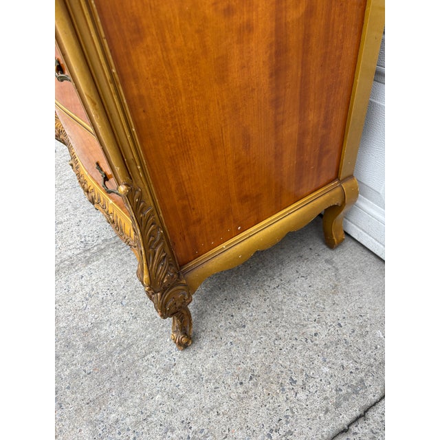 Vintage French Provincial Bombe Highboy Dresser With Inlaid Wood & Gilt Trim, Serpentine Front For Sale - Image 4 of 12
