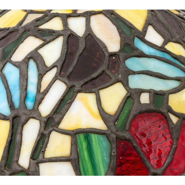 Late 20th Century Tiffany Studios Style Stained Glass Table Lamp For Sale - Image 5 of 8