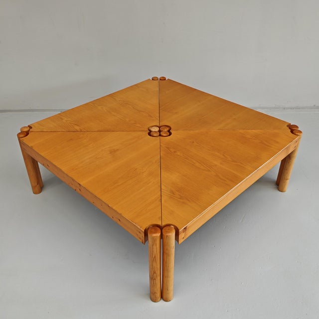 Modern Vintage Enolinea Modular Triangular Tables in Light Wood, 1980s, Set of 4 For Sale - Image 3 of 18