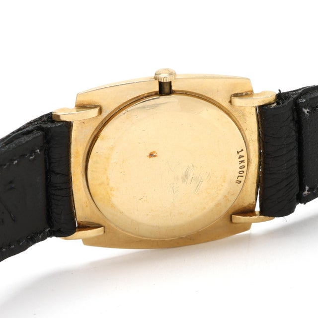 Art Deco Vintage Omega D6660 27mm 18k Gold Cushion Manual Watch Watch For Sale - Image 3 of 6