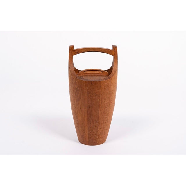 Mid Century Danish Modern Teak Ice Bucket by Jens H. Quistgaard for Dansk For Sale - Image 11 of 13