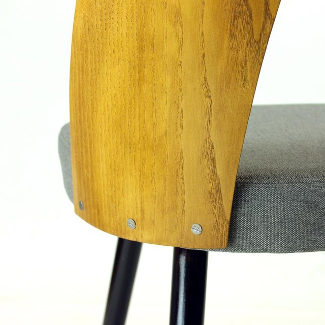 Dining Chairs in Oak & Fabric by Antonin Šuman for Tatra, 1960s, Set of 4 For Sale - Image 4 of 17