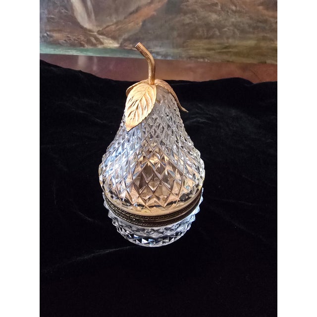 1940s Vintage Mid Century Baccarat Style Crystal Pear Box For Sale - Image 5 of 6
