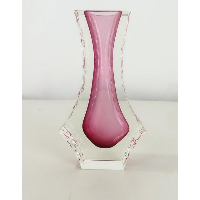 Murano Sommerso Ice Pink Faceted Vase by Mandruzzato For Sale - Image 13 of 14