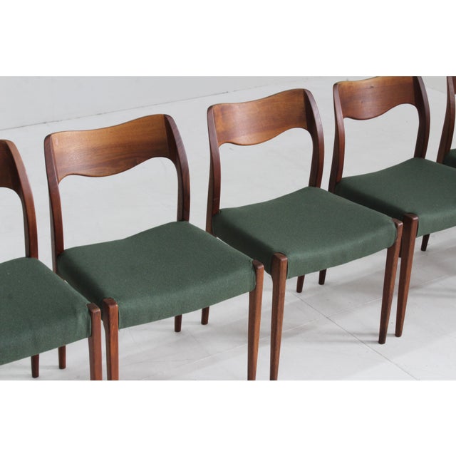 Mid-Century Modern Vintage Danish Model 71 Dining Room Chairs by Niels Moller for J.L. Møllers, 1950s, Set of 6 For Sale - Image 3 of 9