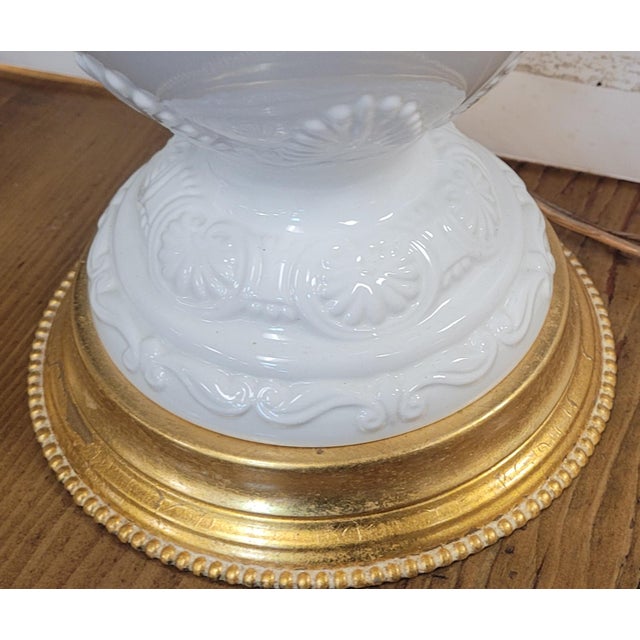 French 1990s Pair Regency Style Porcelain & Gilt Brass Lamps For Sale - Image 3 of 11