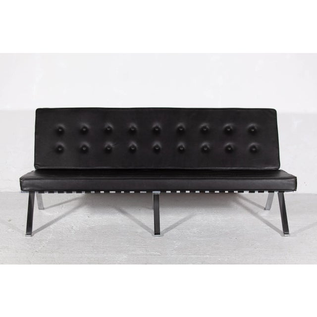 Mid-Century Modern Sofa in Black Leather and Chrome by Hans Eichenberger, 1969 For Sale - Image 3 of 11