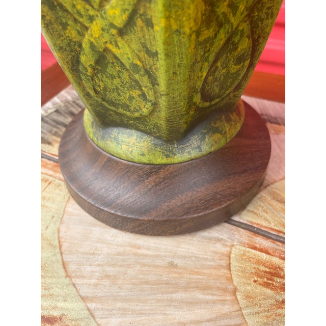Pair Large Mid Century Modern Green Lava Glaze Ceramic Lamps For Sale In Philadelphia - Image 6 of 10