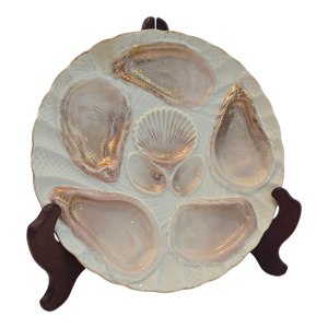 Late 19th Century Weimar Germany Iridescent Pink Porcelain Scalloped Oyster Plate