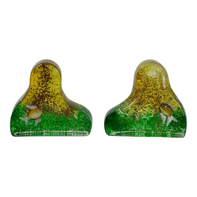 Vintage Pair of Whimsical Art Glass Fish Aquarium Sculptural Bookends For Sale