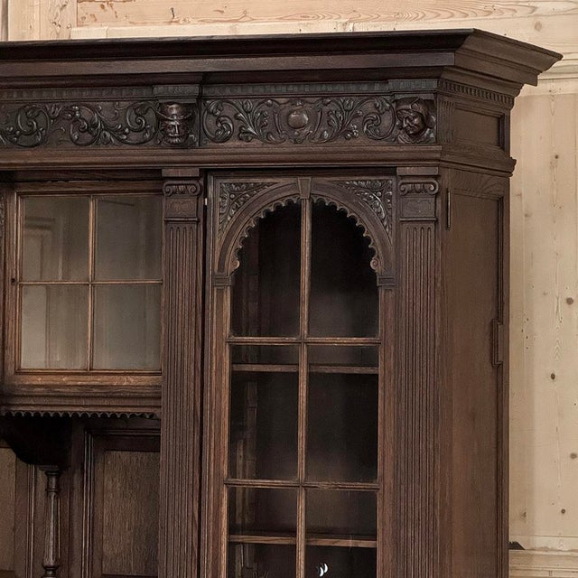 19th Century French Renaissance Revival Carved Oak Bookcase / Bar For Sale - Image 15 of 18