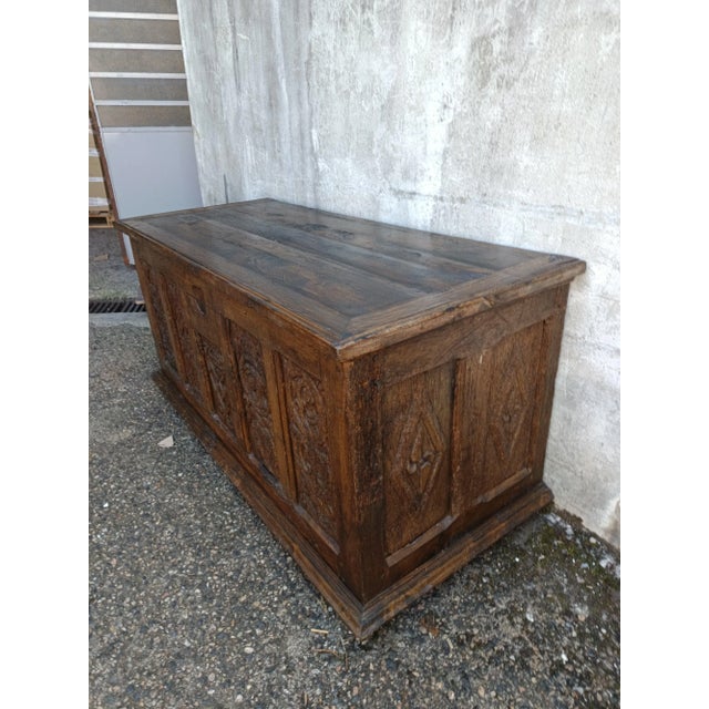 High Chest in Oak For Sale - Image 6 of 18