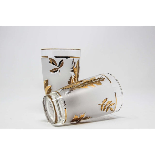 White Vintage Libbey Cocktail Glasses Set, Frosted Glass with Gold Leaf For Sale - Image 8 of 18