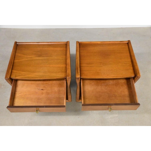 1960s Walnut Nightstands by Kent Coffey the Sharon - A Pair For Sale In Boston - Image 6 of 10