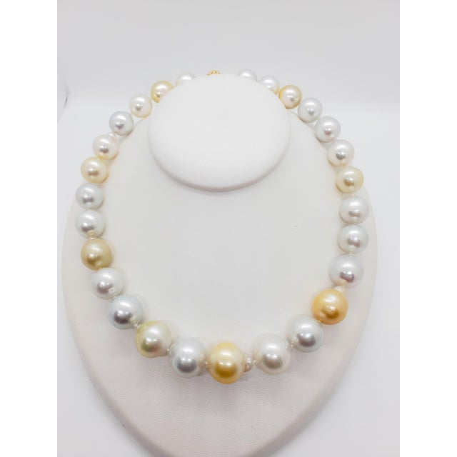 White Estate White and Yellow South Sea Pearl Necklace with Diamond Clasp For Sale - Image 8 of 11