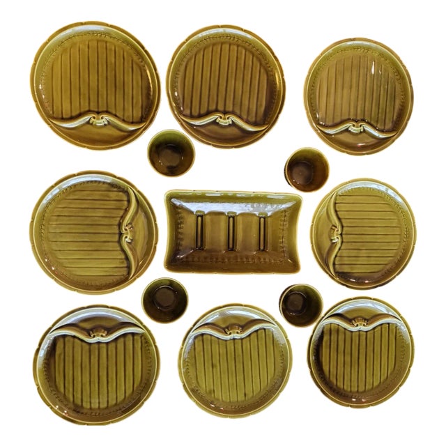 Green Plates from Gien, France, 1970s, Set of 13 For Sale