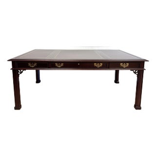 Vintage Sligh Chippendale Style Leather Top Mahogany Executive Desk For Sale