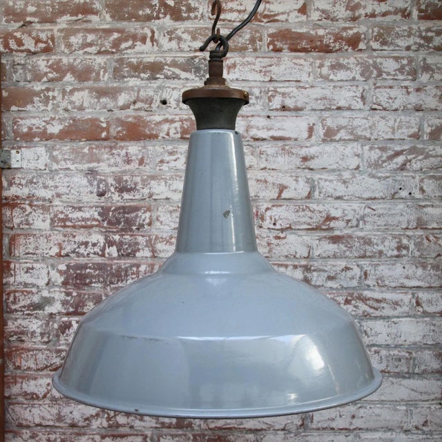Vintage Industrial British Grey Enamel Pendant Lamp, 1950s For Sale - Image 4 of 5