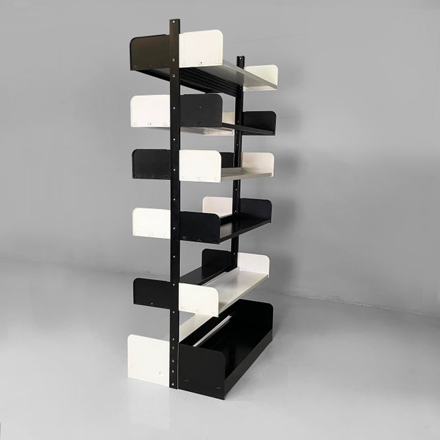 Italian modern modular black and white bookcase Congresso by Lips Vago, 1970s Modular freestanding bookcase model...