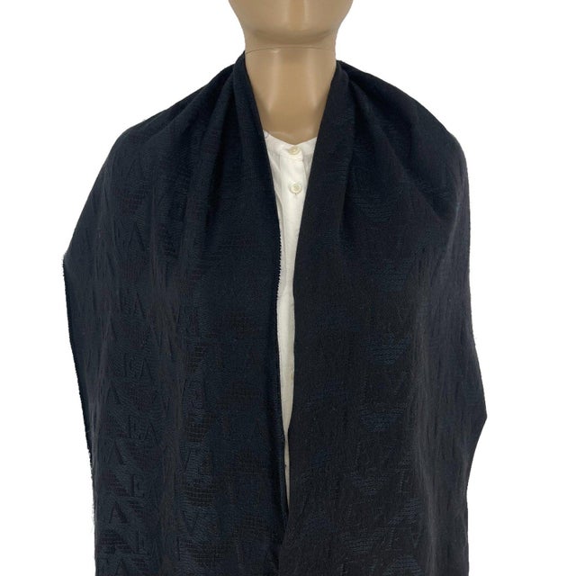 Italian Emporio Armani Black Printed 80% Wool 20% Silk Scarf For Sale - Image 3 of 9
