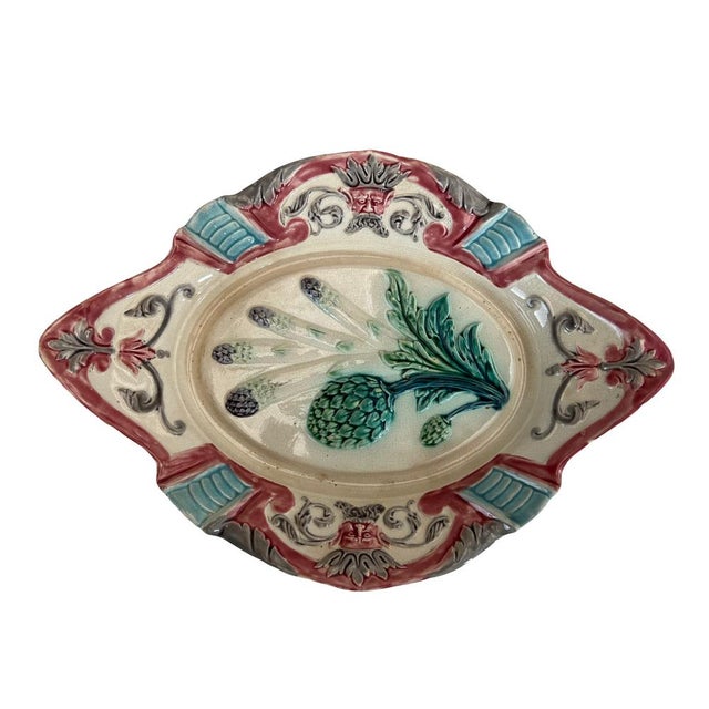 Set of 6 plates and a French earthenware barbott dish from Fives-Lille, dating from around 1890. Designed to serve both...