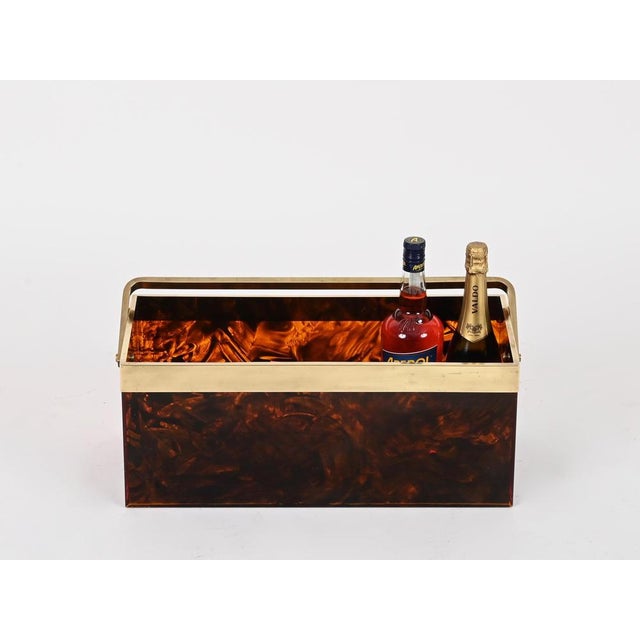 Brown Large Magazine or Bottle Rack in Tortoiseshell Acrylic Glass and Brass from Dior, Italy, 1970s For Sale - Image 8 of 15